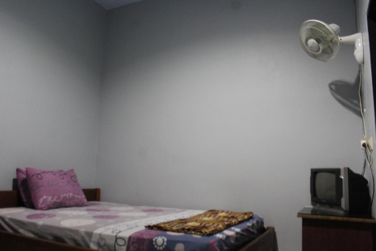 Penginapan Artha Praya Exterior photo