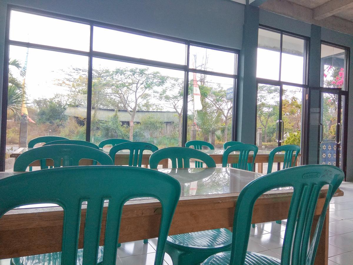 Penginapan Artha Praya Exterior photo